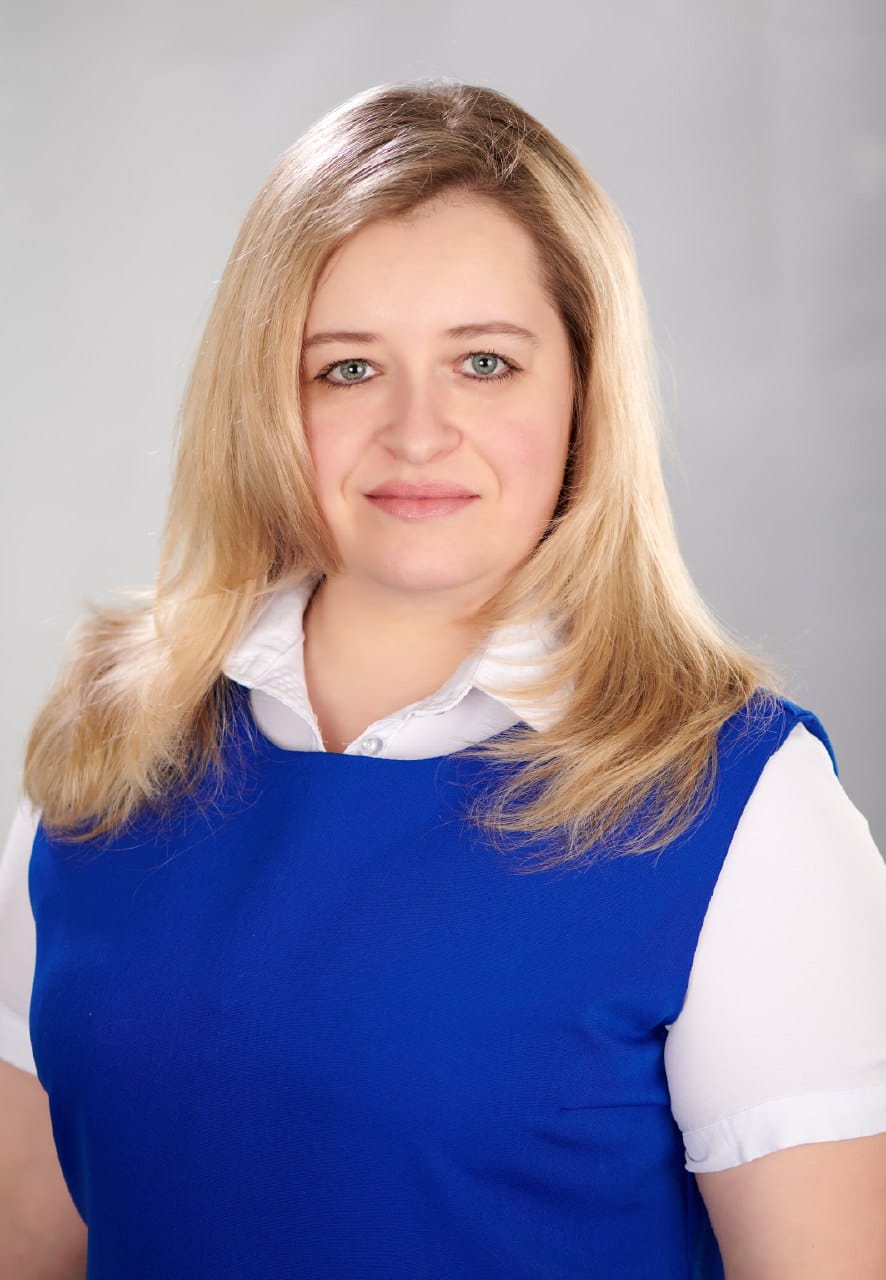 Воспитатель первой категории Мельник Елена Антоновна.